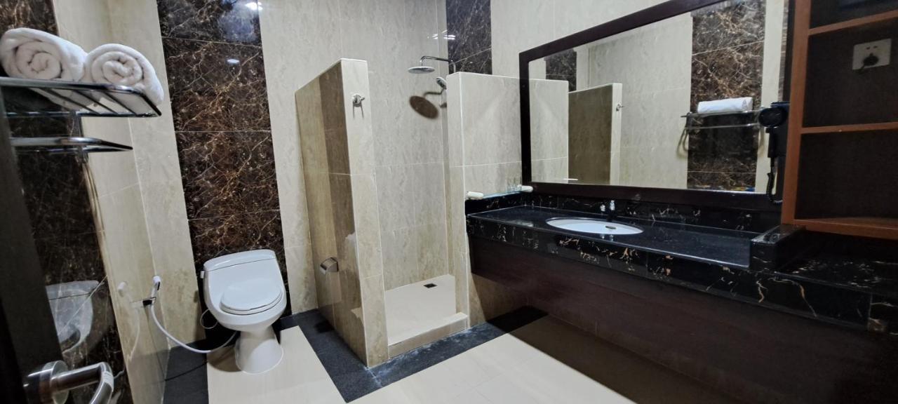 Gili Beachfront Suites Gili Trawangan Dış mekan fotoğraf